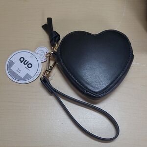 Quo Heart Pouch Black Vegan Leather Gold-tone Hardware 4"×4"×1" Strap Drop 7"
